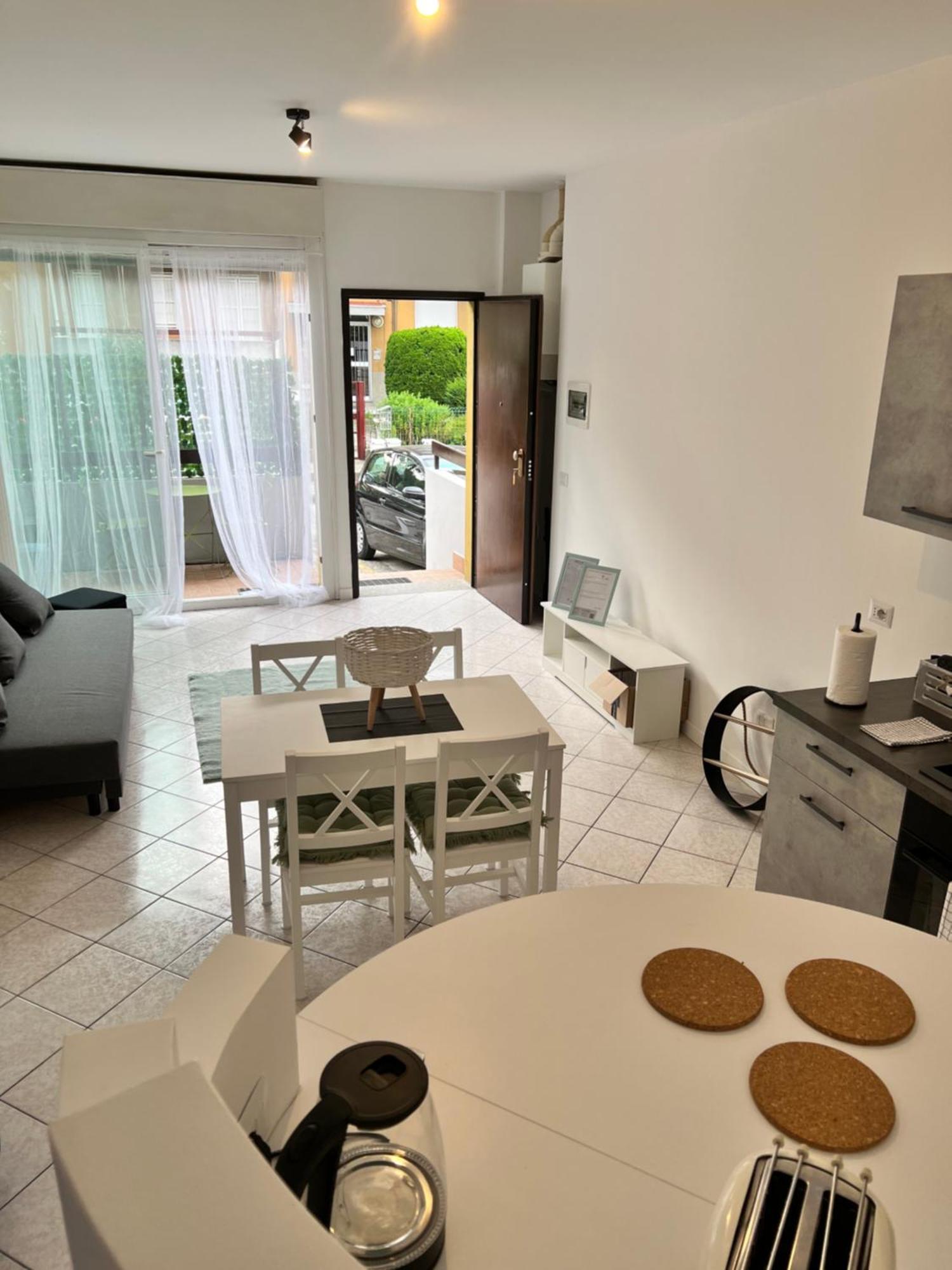 Jacam Home Free Parking Como Albese Con Cassano Экстерьер фото